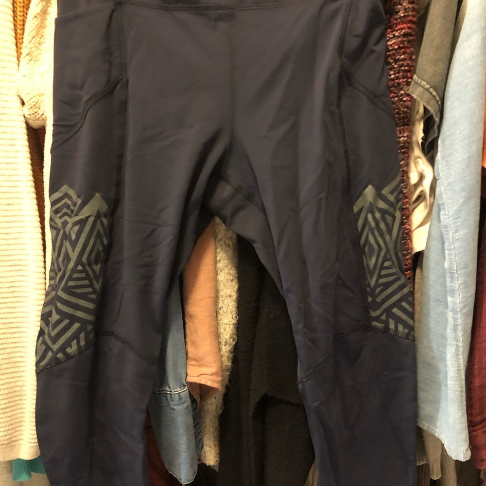 Lululemon workout pants